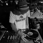 DJ SATOSHI (IZMICAL / NNNF)